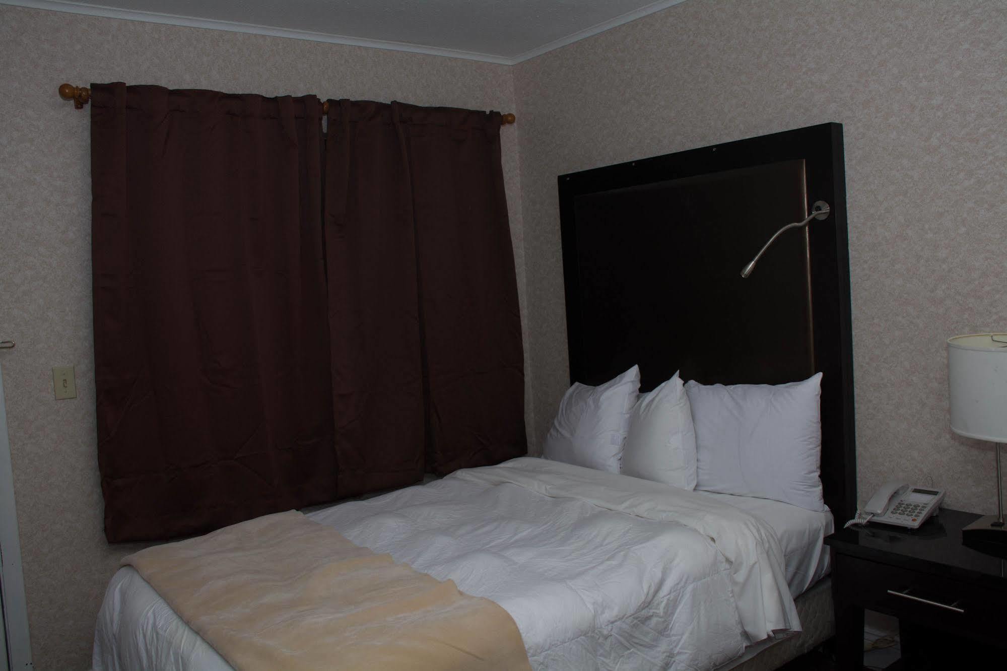 Atlantic Inn And Suites - Wall Township Bagian luar foto